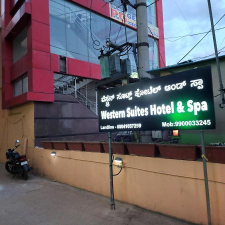 Westernsuites Hotel / Spa Bangalore Exterior foto